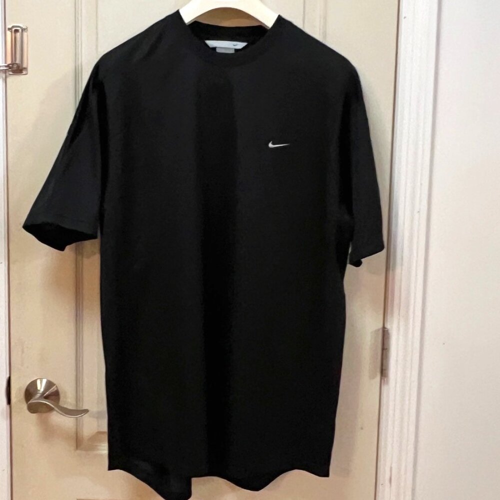 Nike Men's Size XL 100% Polyester S/S Crew Neck T-Shirt. Black